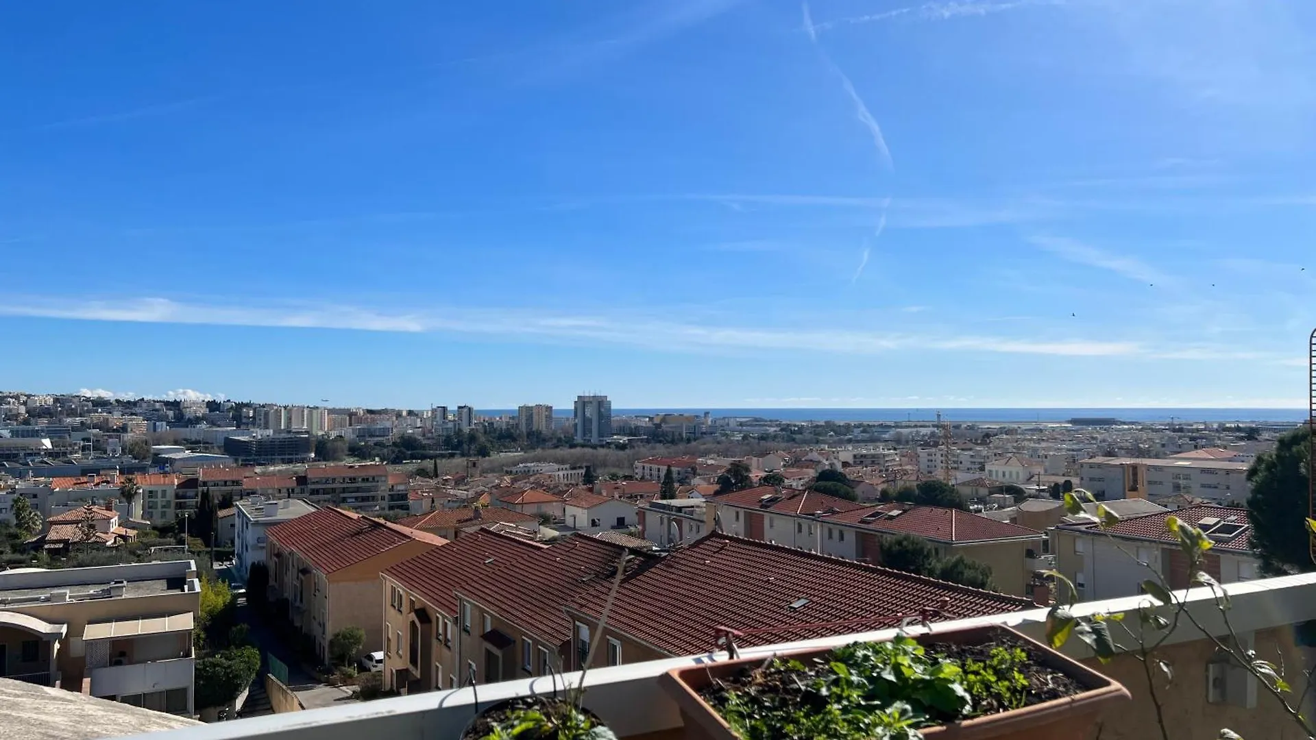 Apartment T2 Vue Mer, Terrasse Sud, Climatisation, Piscine Saint-Laurent-du-Var