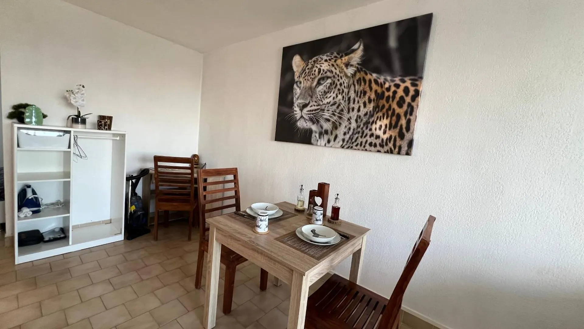 Apartment T2 Vue Mer, Terrasse Sud, Climatisation, Piscine Saint-Laurent-du-Var